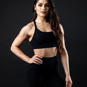 Alphalete Alphalux Tri Bra